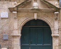 Porte de l'hôtel de Carrion-Nizas